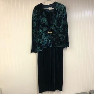 R&M Richards Elegant Velvet Two-Piece Teal Dress Set with Gold Accent Size 16